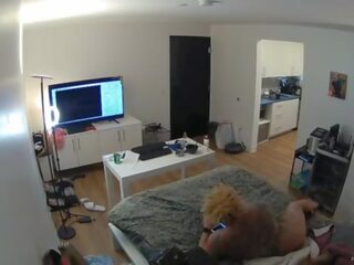 Rejtett kamera fogások megcsalás blm szomszéd baszás én tini feleség -ban én saját ágy