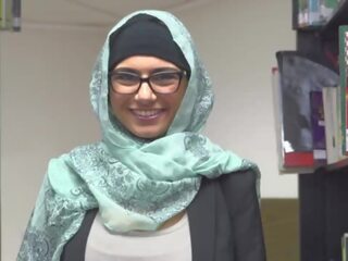 MIA KHALFIA - Arab beauty Strips Naked In A Library Just For You